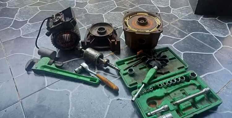 Perbaikan pompa air