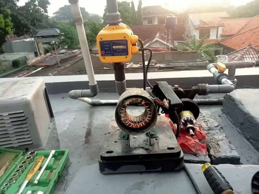 Melayani service pompa air panggilan di Pondok Labu sekitarnya